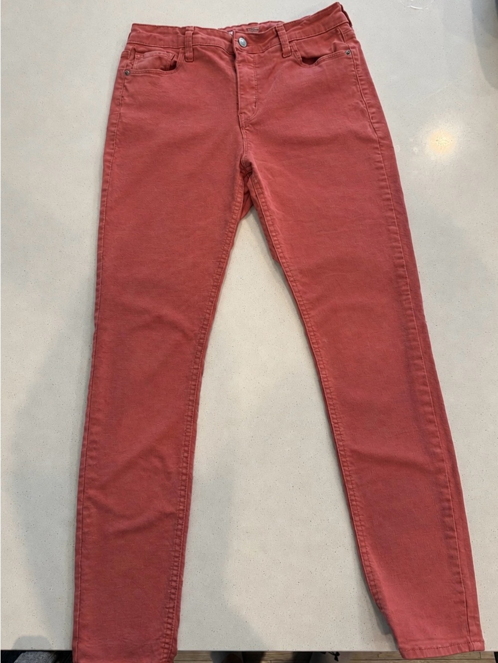 Old Navy Women's Rockstar Super Skinny High Rise Jeans in Coral Size 10
